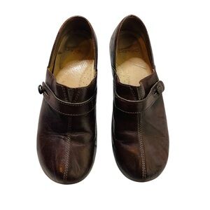 Dansko Brown Mules with Minimalist Design